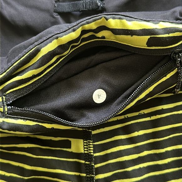 Lululemon Seawheeze Pace Rival Crop Leggings Size 4 Black 21" Inseam - Picture 6 of 8